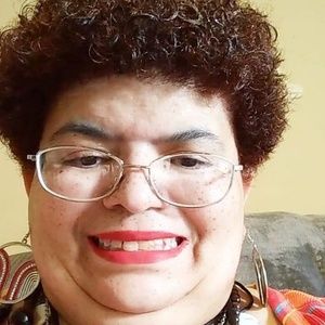 Meet your Posher, Alma